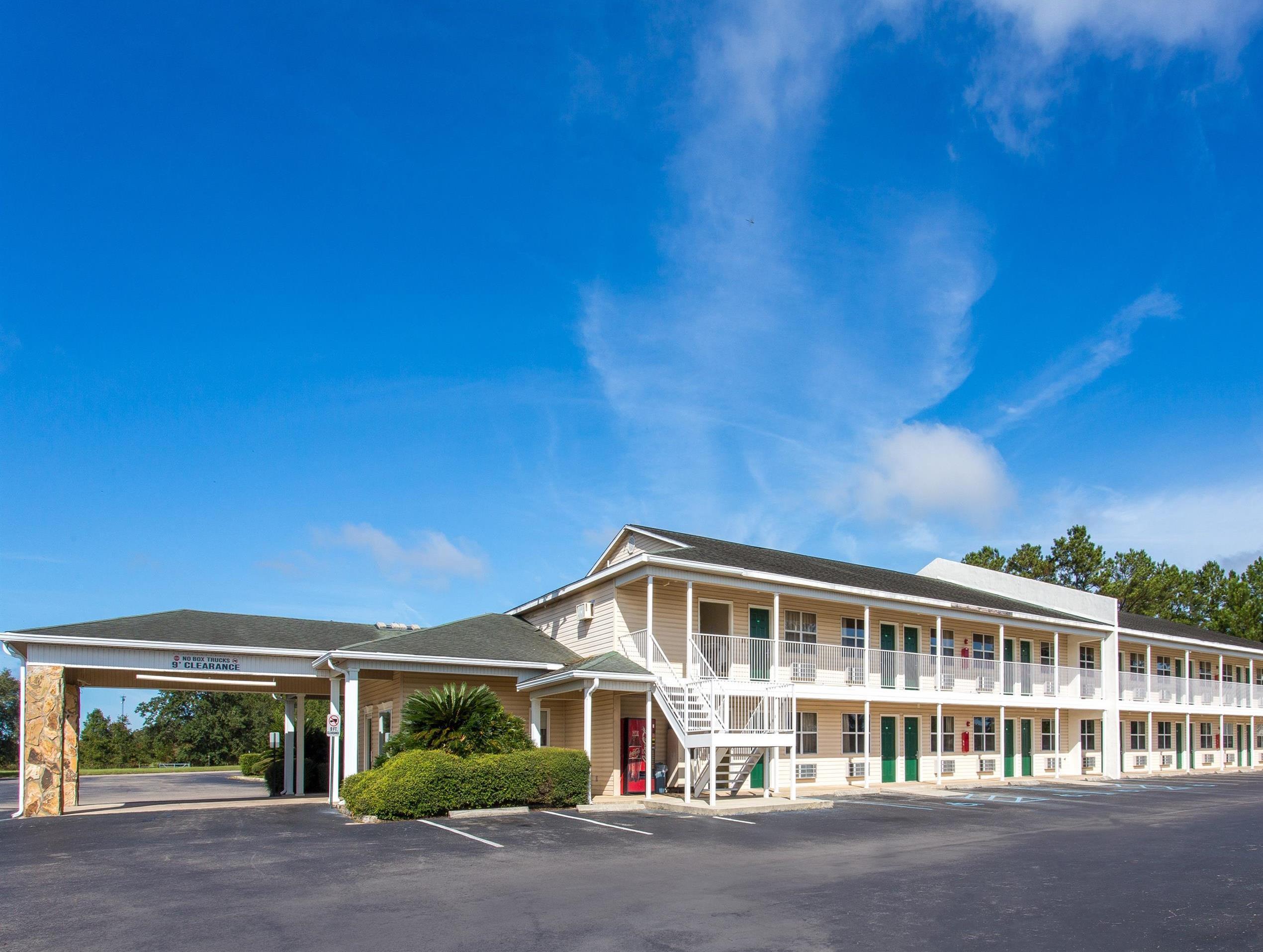 Hotel Super 8 By Wyndham Monticello Exterior foto